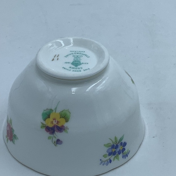 Crown Staffordshire England Bone China Floral Creamer and Sugar - Picture 7 of 9